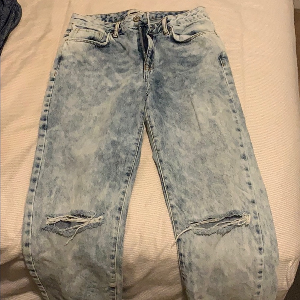 Forever 21 Distressed Jeans